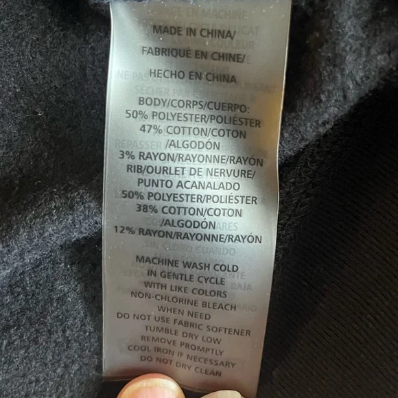 Betsey Johnson Embellished Rhinestone Skull Fleece Sweatshirt Black-Small - VGUC - Picture 14 of 14